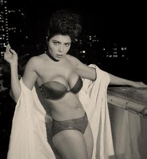 Farrah Kader Sexy 2019 12.jpg Farrah Kader Hot & Topless